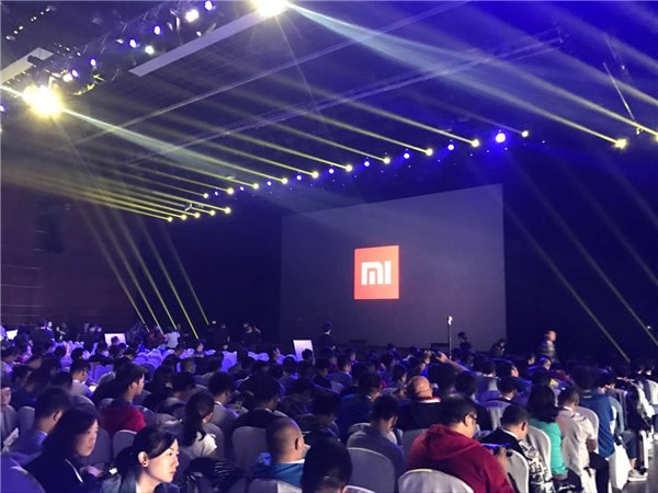 府西社区:开展车库出租房安全大检查‘DB真人旗舰·(中国集团)’(图1) 中国·DB真人旗舰(集团)