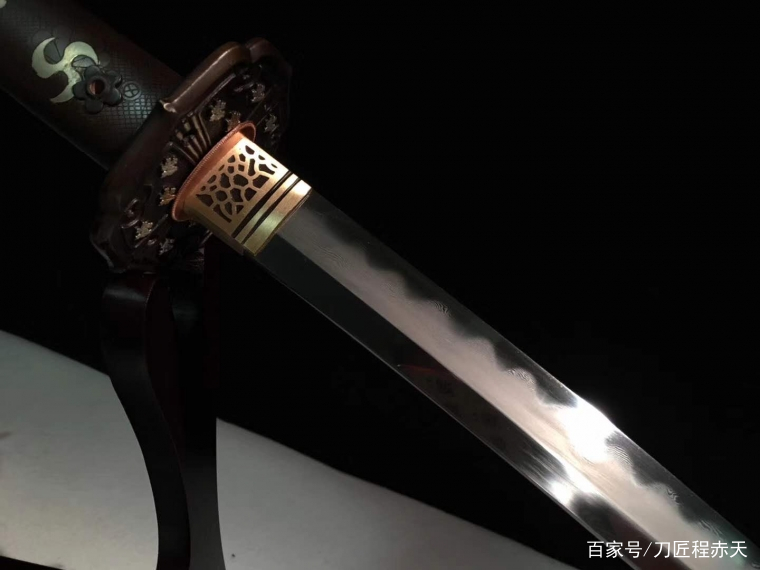 DB真人旗舰·(中国集团)-叶家社区:开展暑期活动 让孩子们学国画(图1) DB真人旗舰·(中国)集团